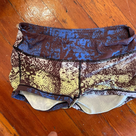 VIMMIA Shorts Animal Print Multi Color - Picture 3 of 4